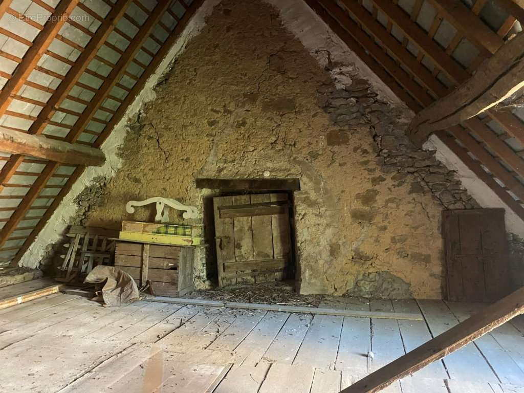 Maison à CHATILLON-EN-BAZOIS