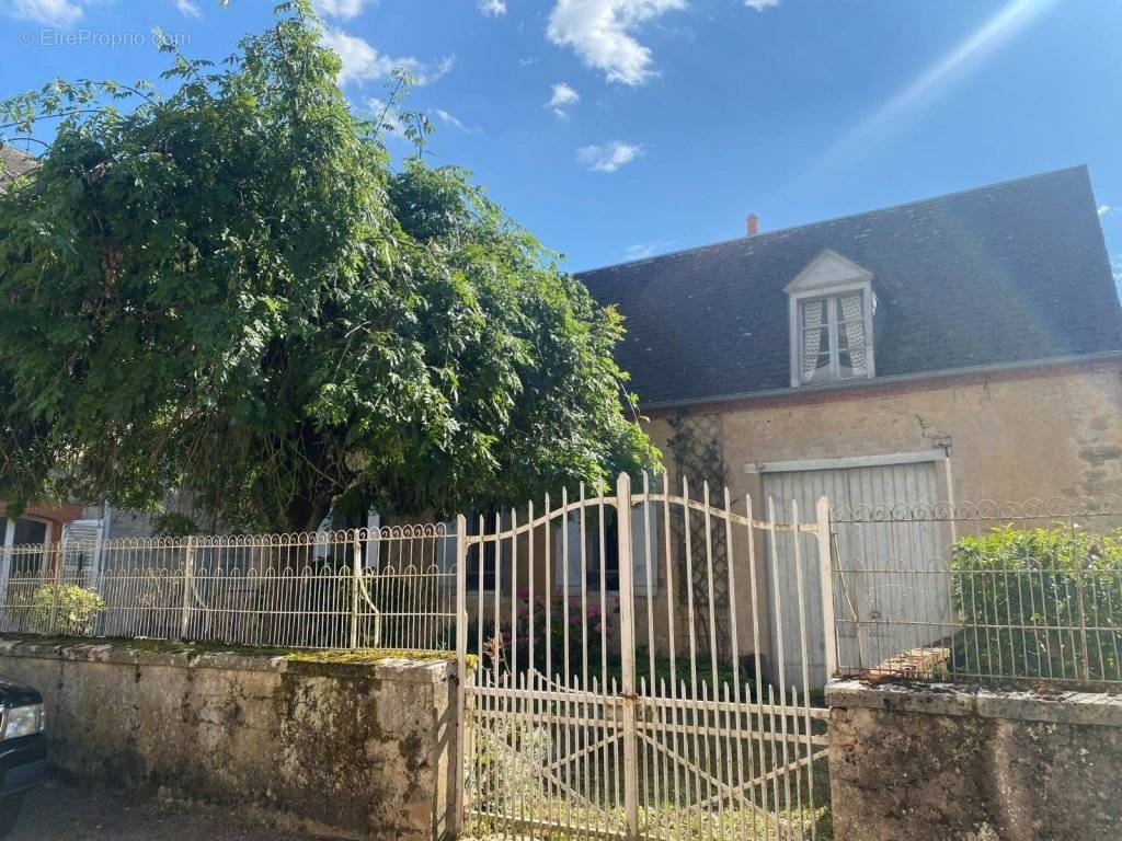 Maison à CHATILLON-EN-BAZOIS