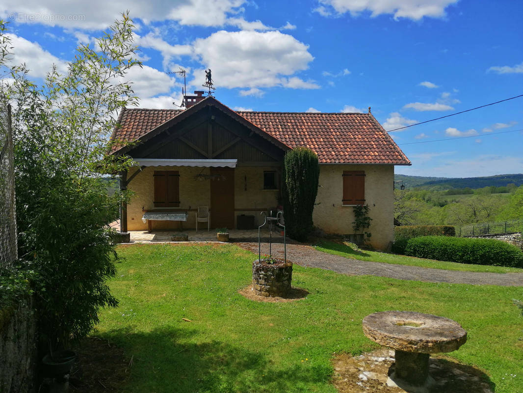 Maison à CAMBURAT