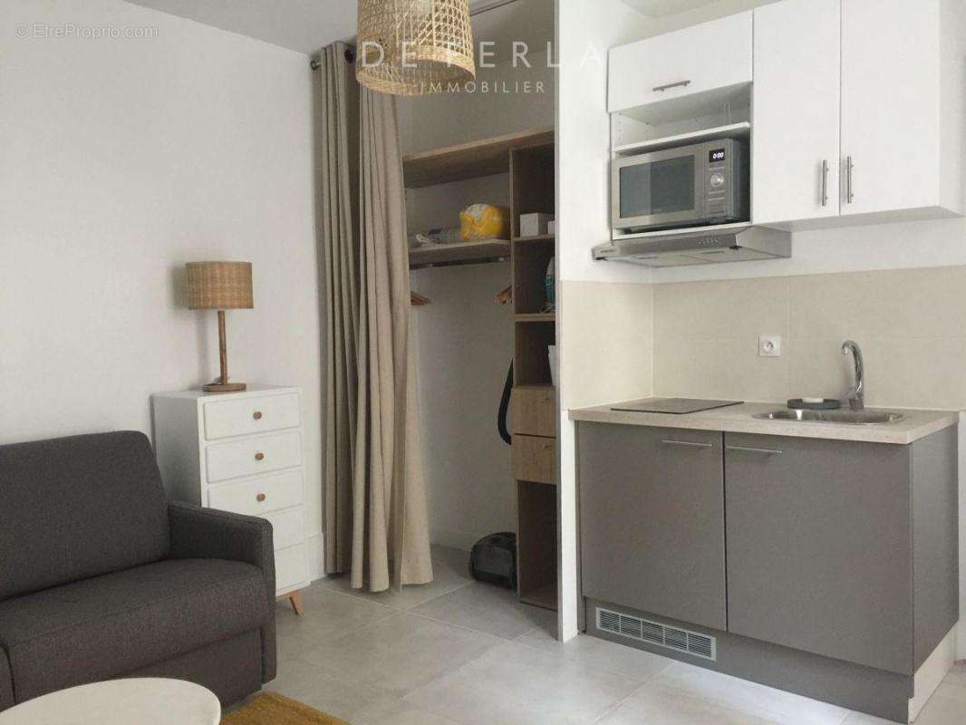 Appartement à PARIS-7E