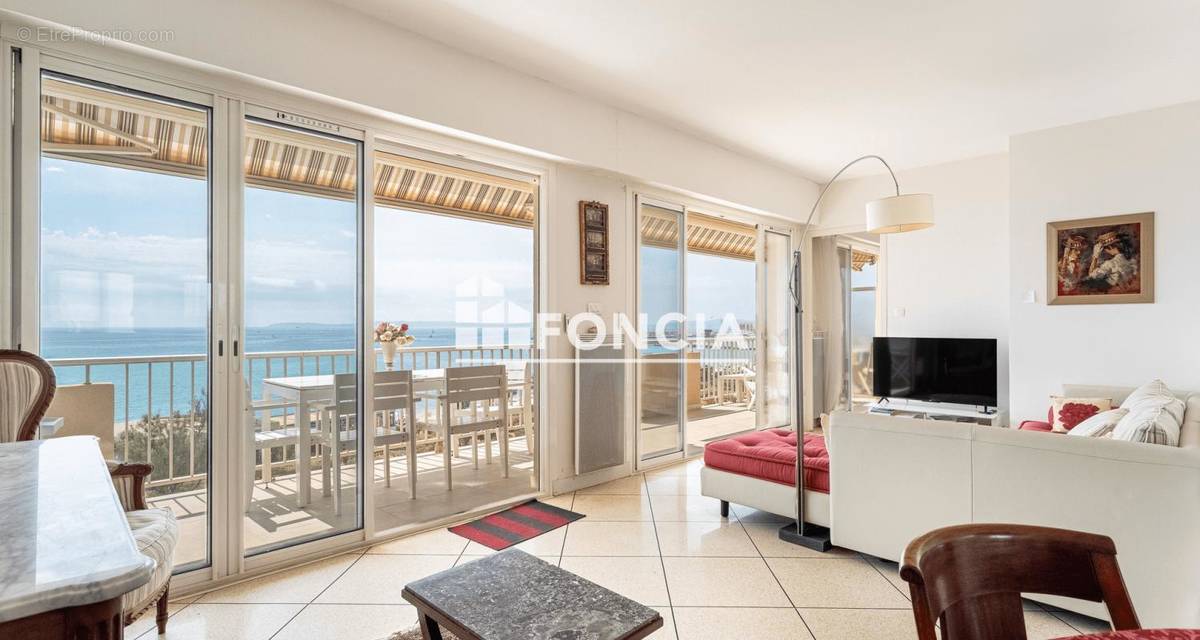 Appartement à LE LAVANDOU