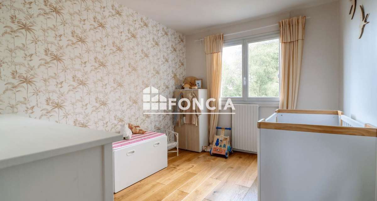 Appartement à VITRY-SUR-SEINE