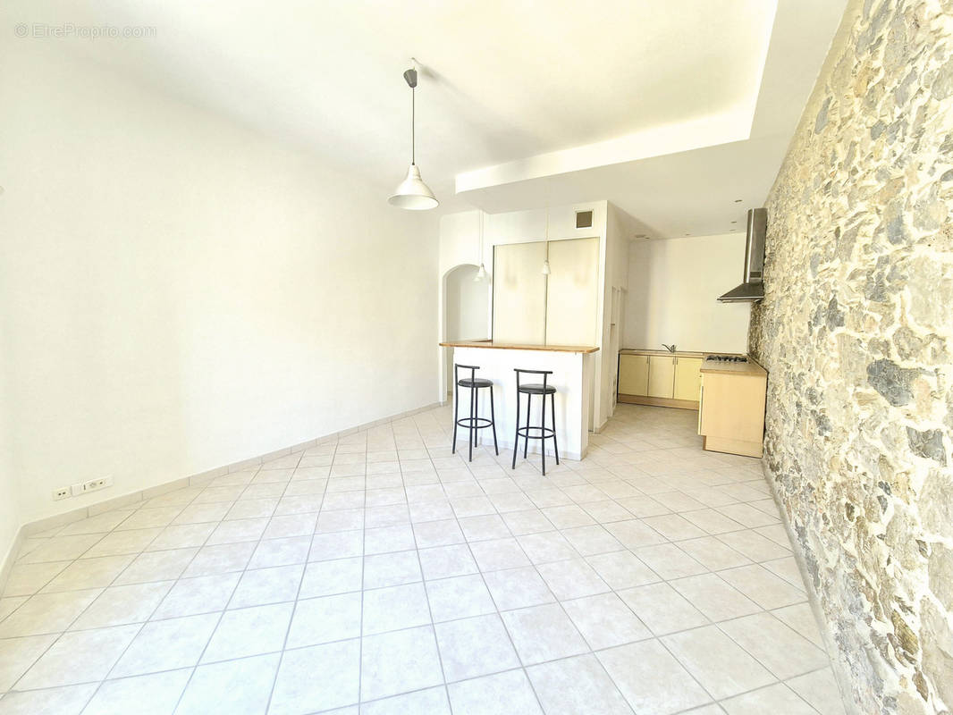 Appartement à HYERES