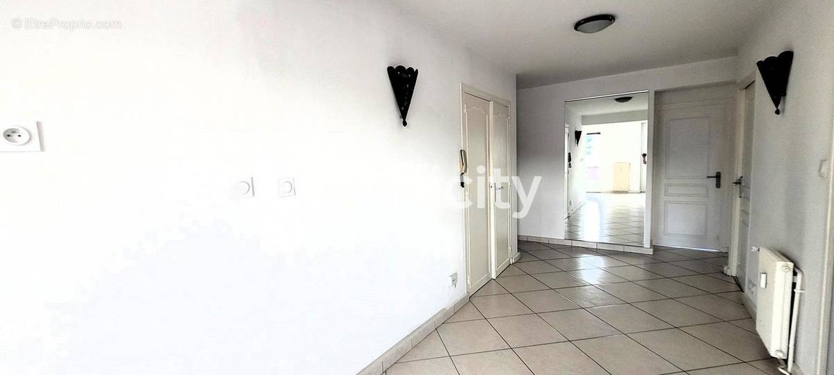 Appartement à SAINT-ETIENNE