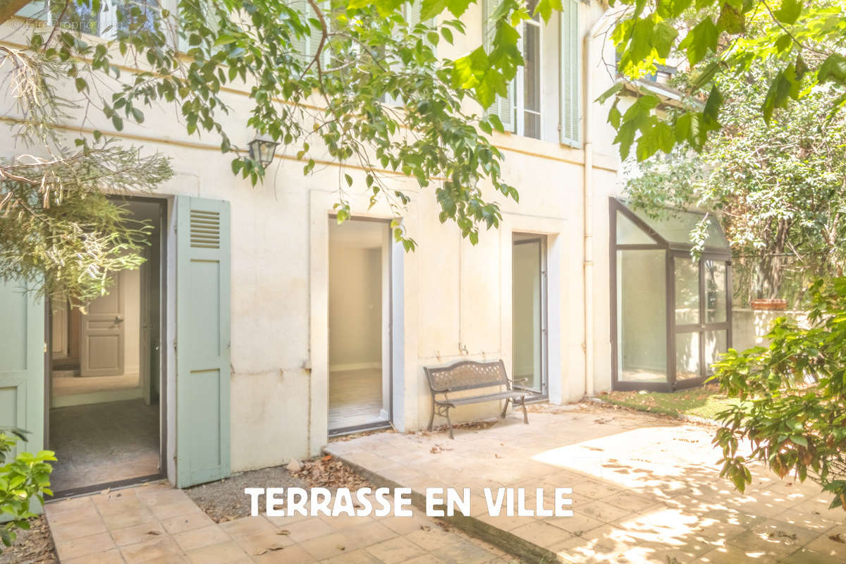 Appartement à MARSEILLE-8E