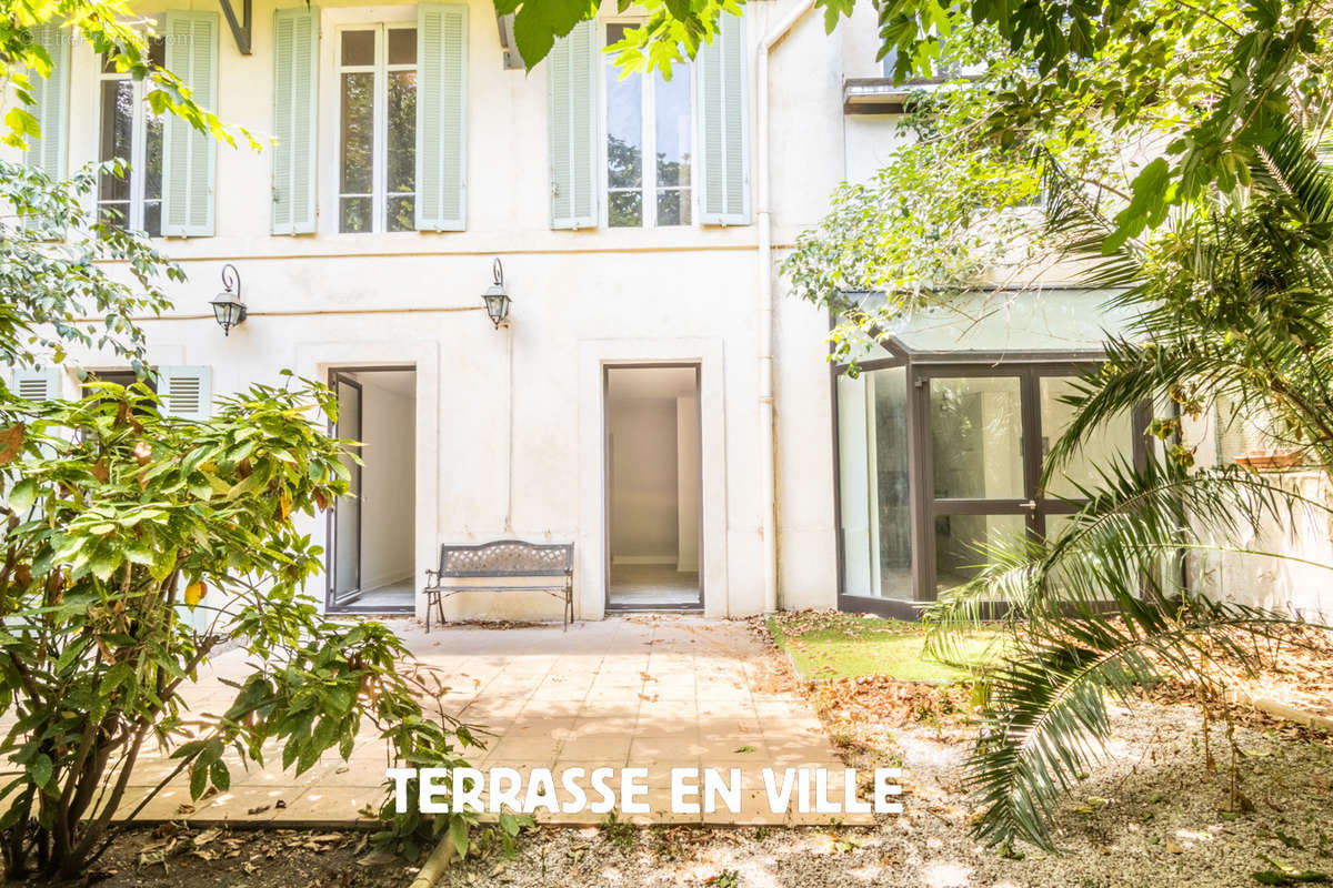 Appartement à MARSEILLE-8E