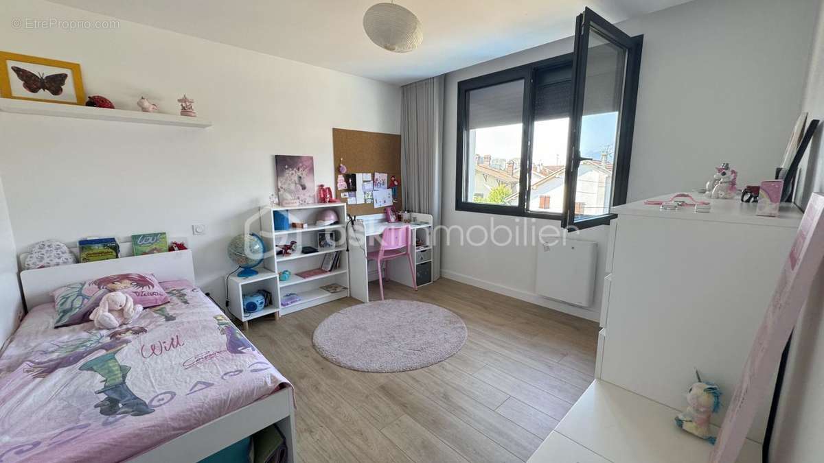 Appartement à ECHIROLLES