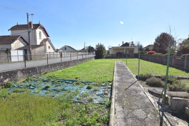 Maison à GUEUGNON