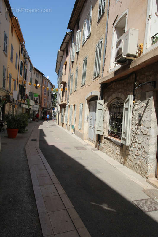 Maison à SAINT-MAXIMIN-LA-SAINTE-BAUME