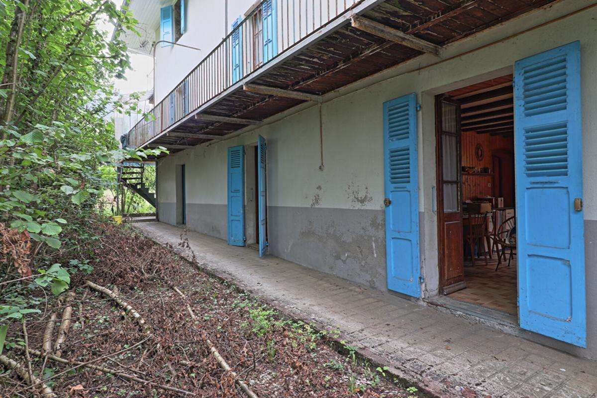 Maison à LATHUILE