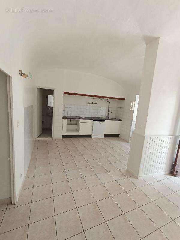 Appartement à PUY-SAINT-MARTIN