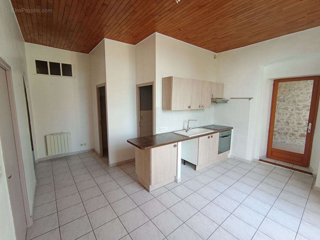 Appartement à PUY-SAINT-MARTIN