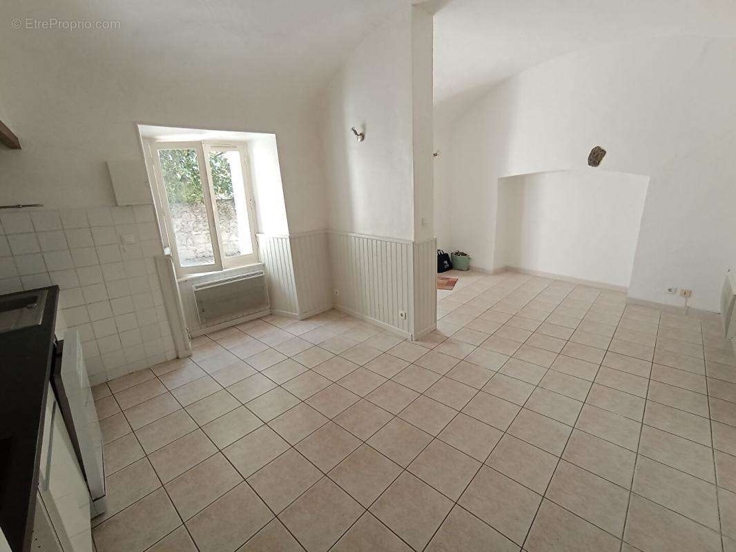 Appartement à PUY-SAINT-MARTIN