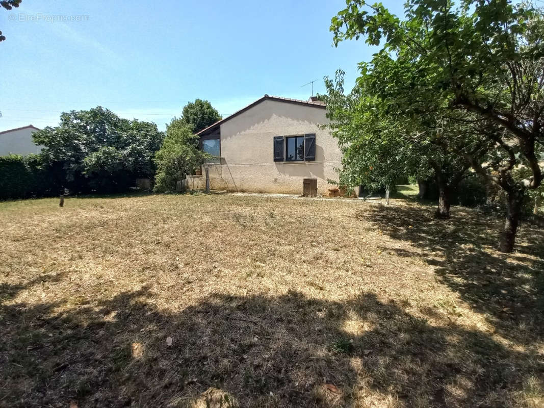 Maison à ROQUETTES