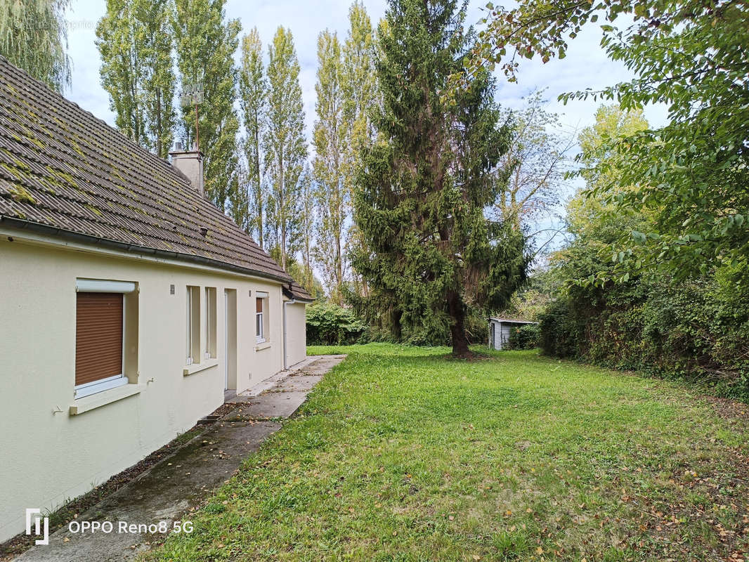 Maison à FERRIERES-EN-BRAY