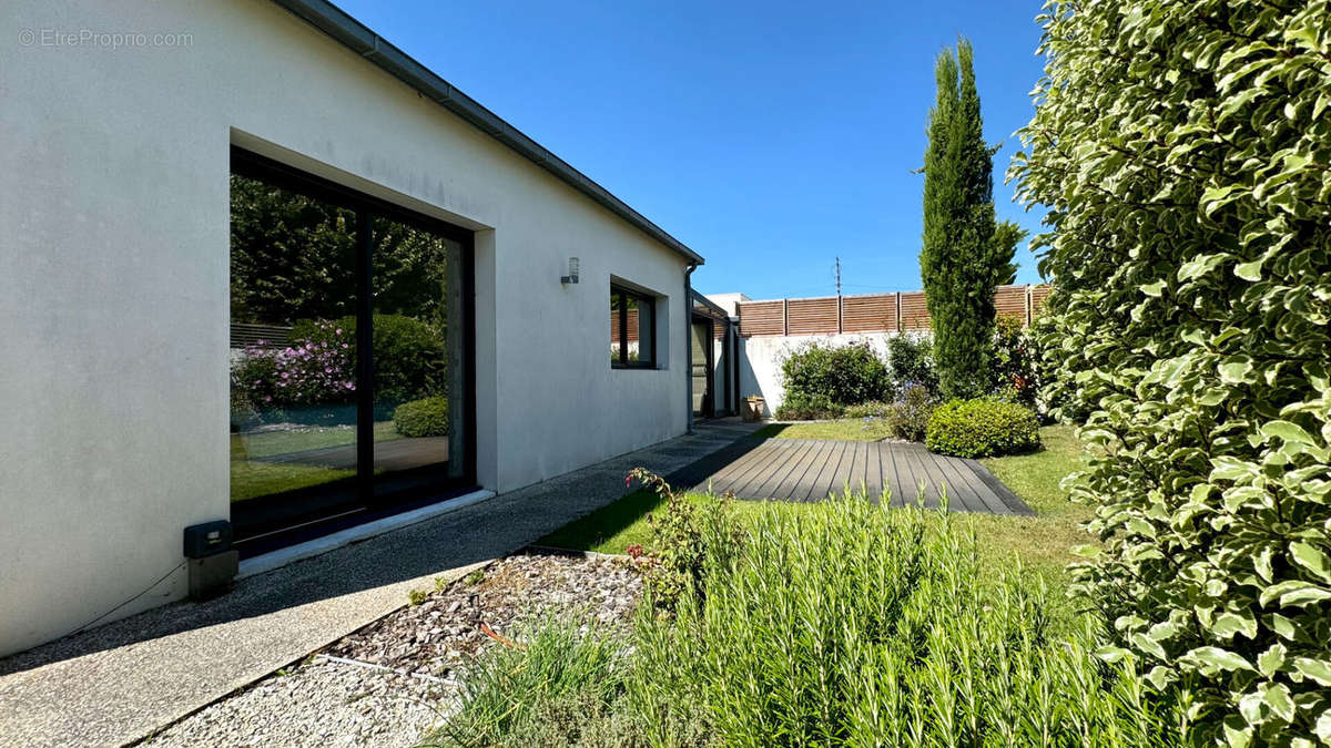 Maison à LA ROCHELLE