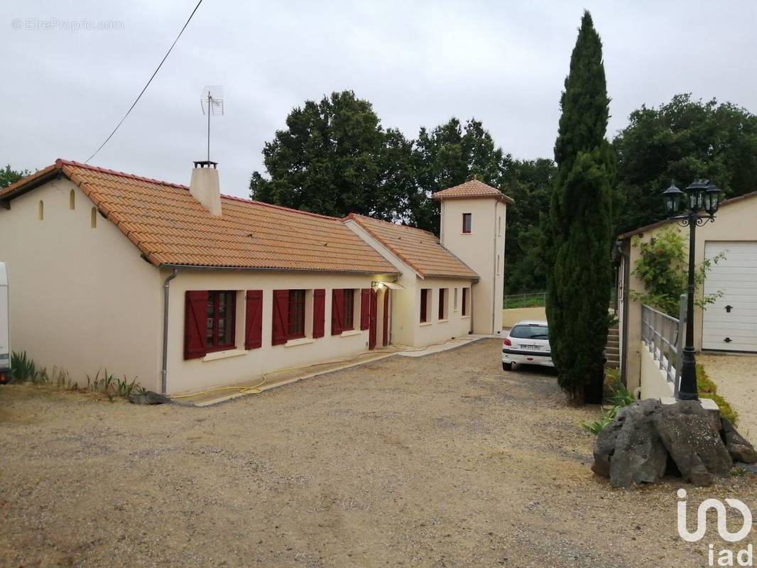 Photo 2 - Maison à BOUILLE-LORETZ