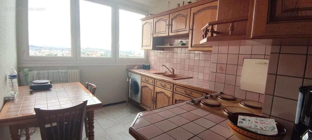 Appartement à COLOMBES