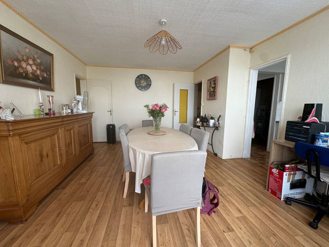 Appartement à SAINT-QUENTIN