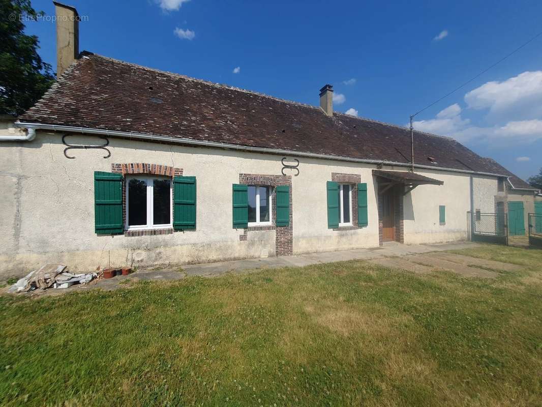 Maison à NEUILLY-SUR-EURE