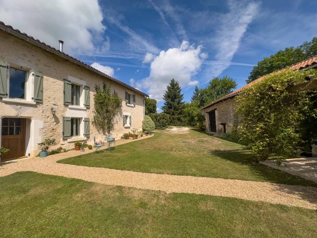 Maison à BRANTOME