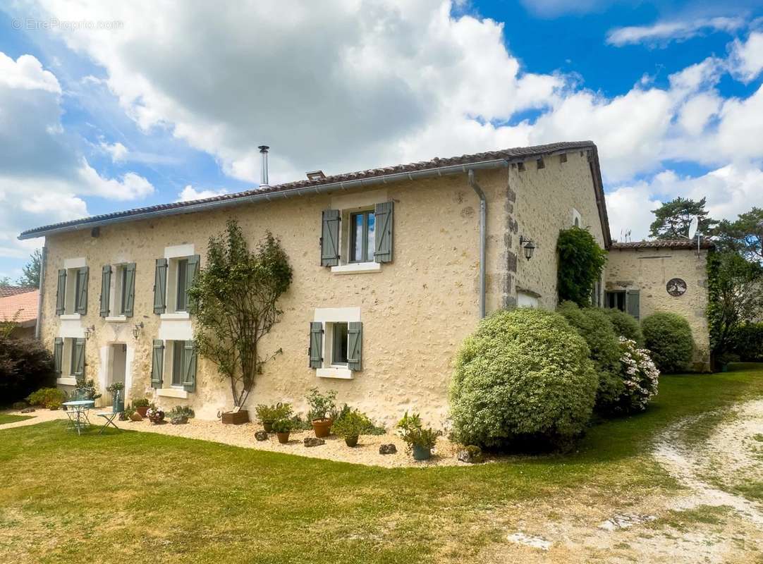 Maison à BRANTOME