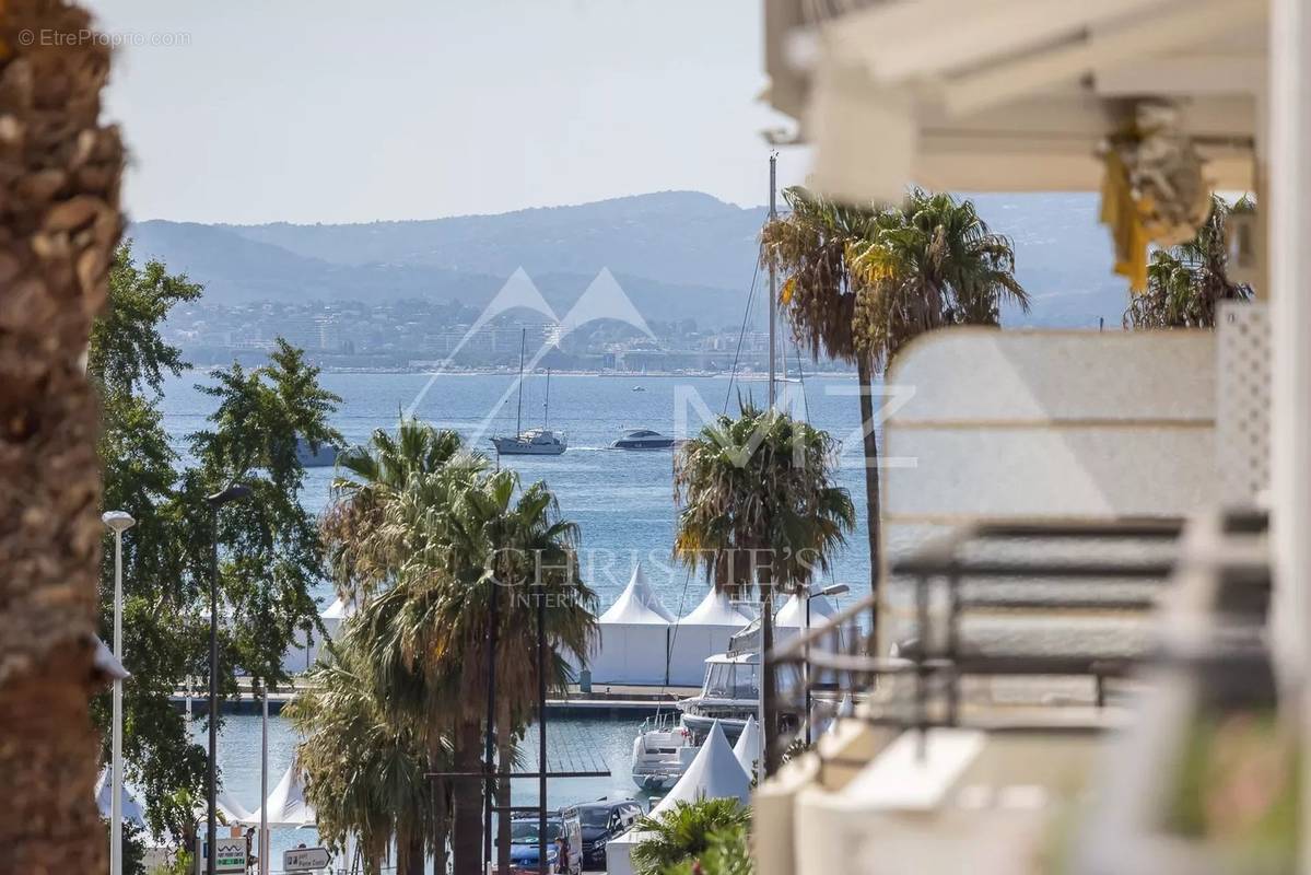 Appartement à CANNES