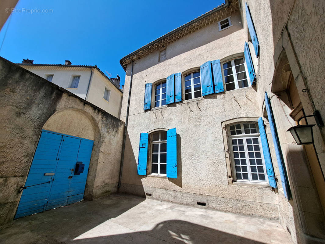 Maison à MALAUCENE