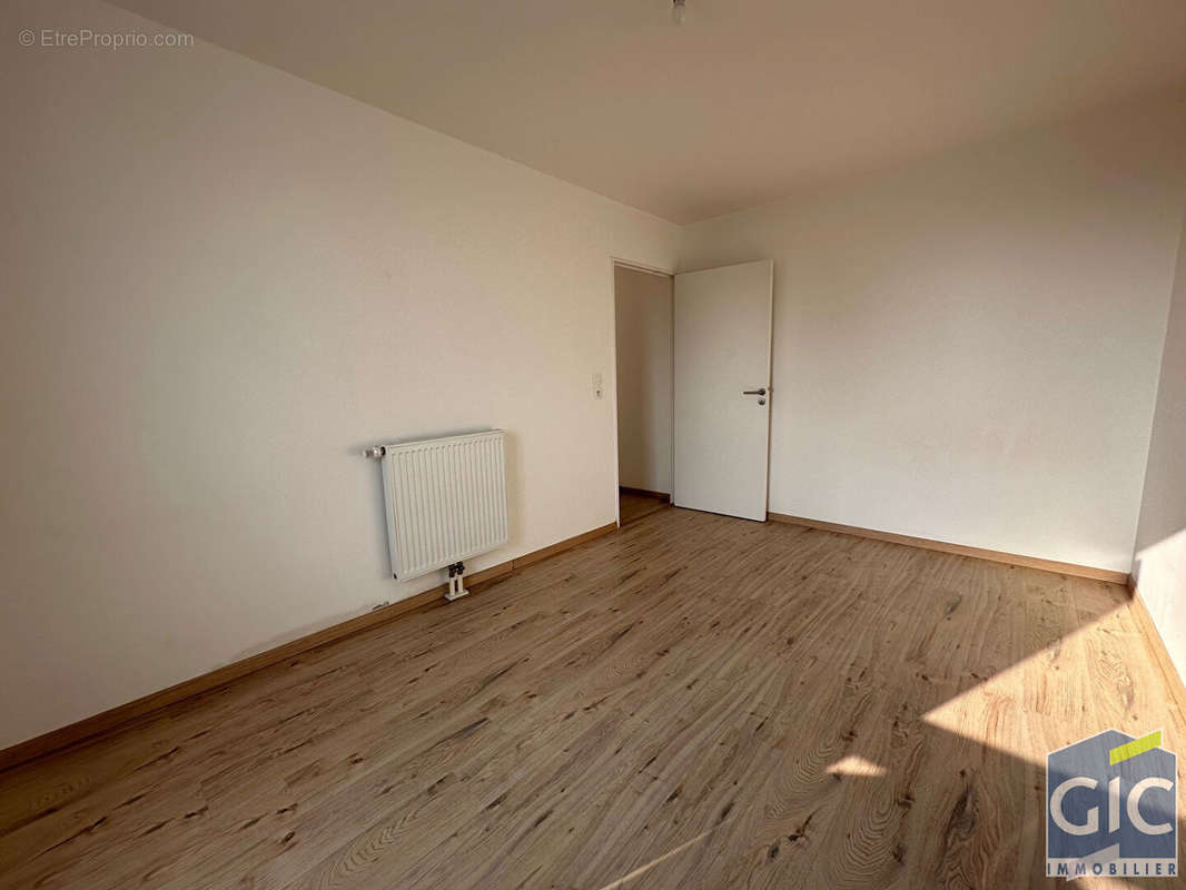 Appartement à HEROUVILLE-SAINT-CLAIR