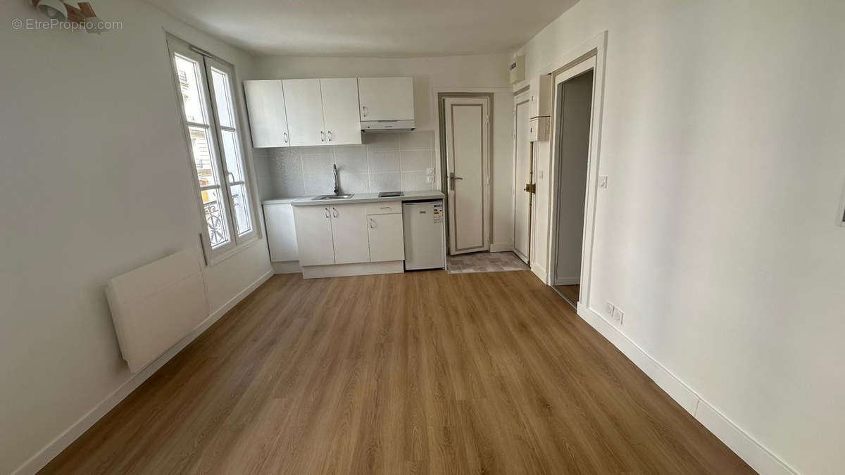 Appartement à PARIS-11E