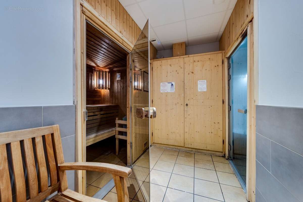 Appartement à LES CHAPELLES