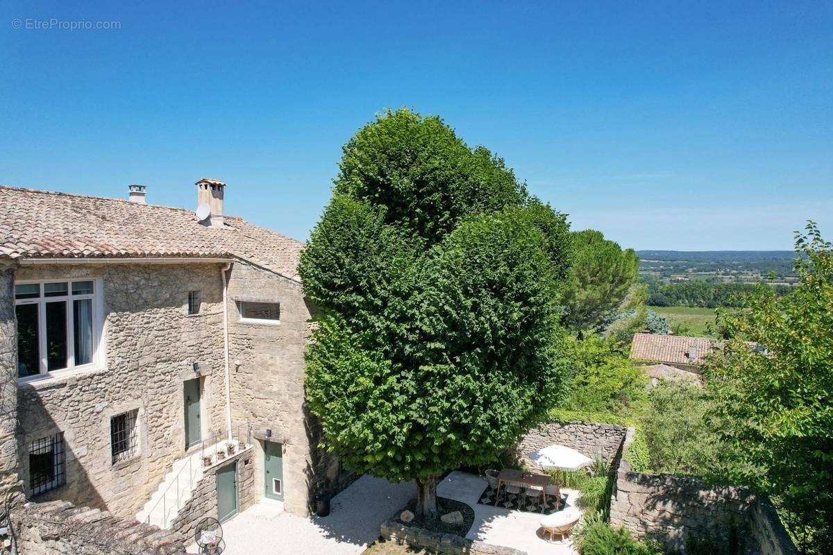 Maison à UZES