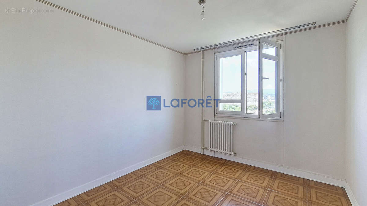 Appartement à MARSEILLE-10E