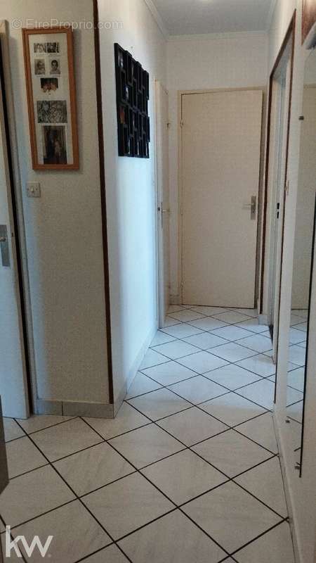 Appartement à SAINT-GENIS-LAVAL