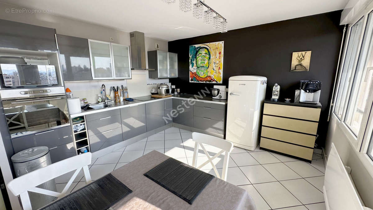 Appartement à VILLEURBANNE