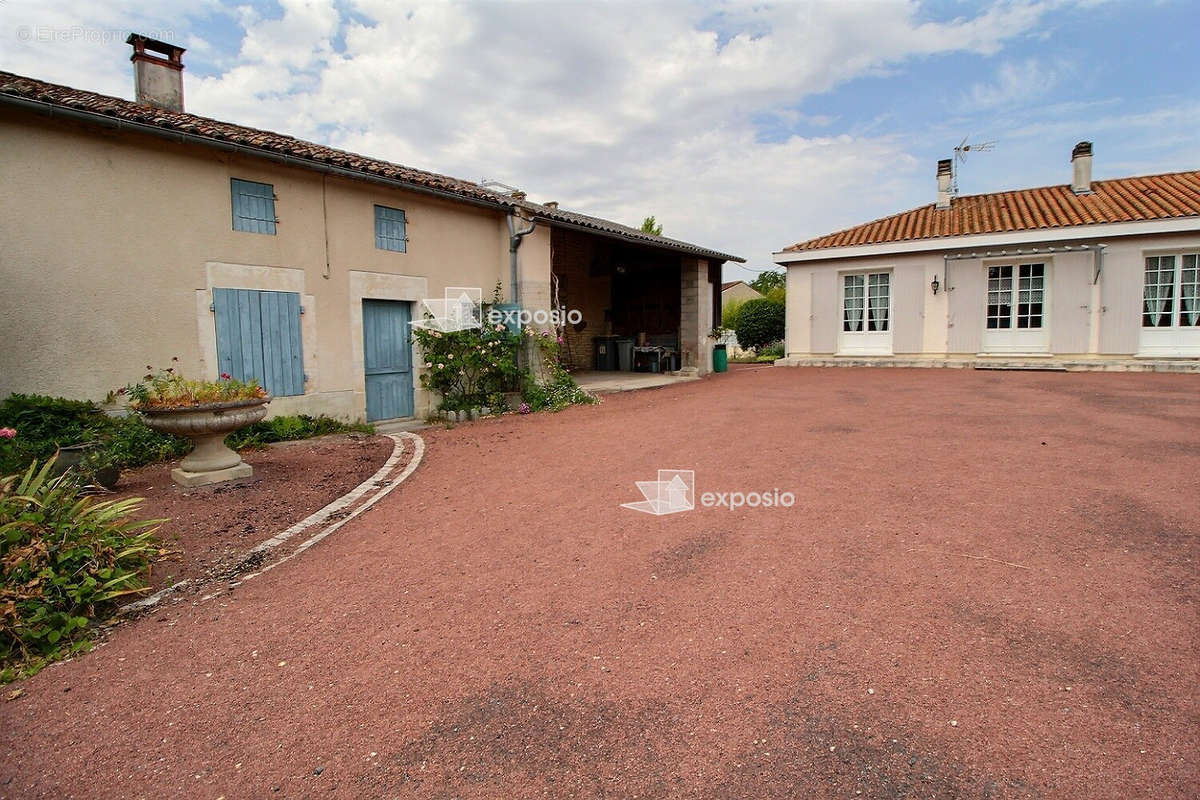 Maison à LE BOURDET