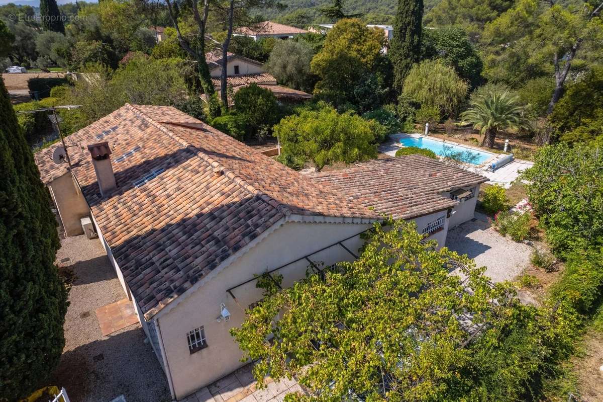 Maison à MOUGINS