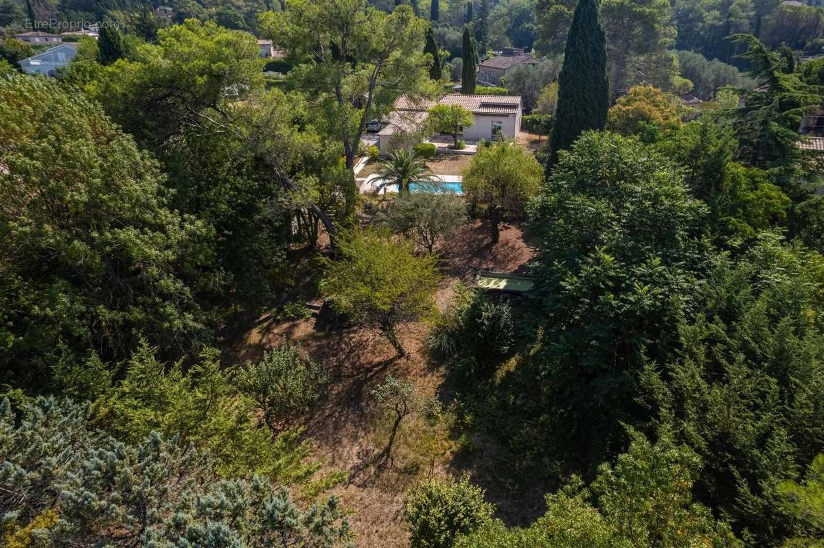 Maison à MOUGINS