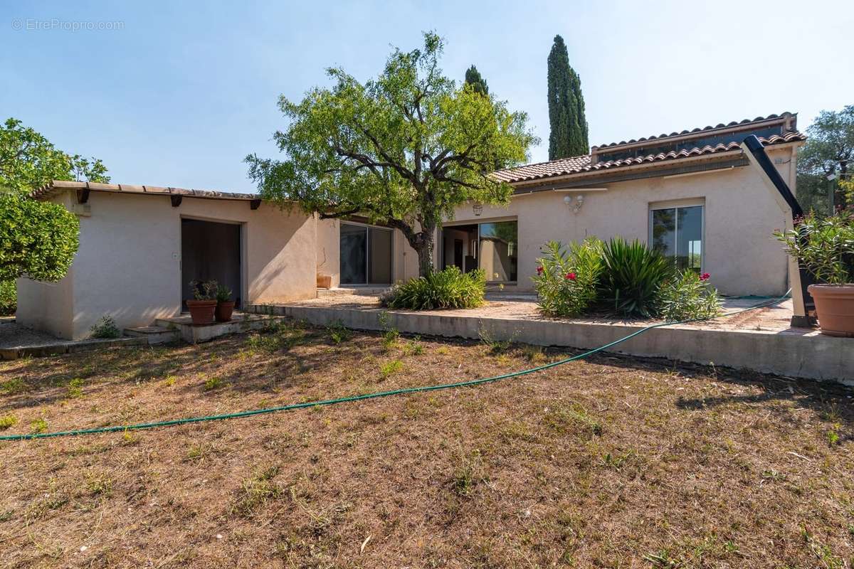 Maison à MOUGINS