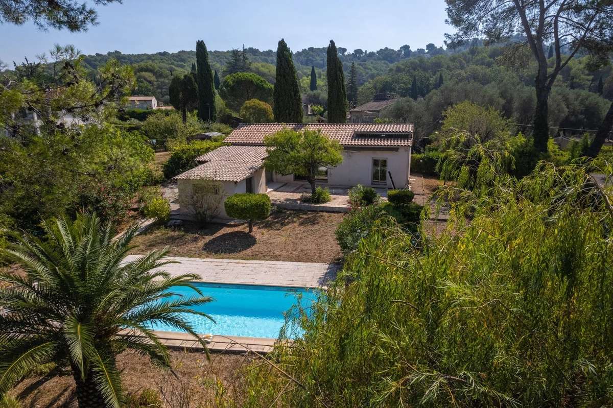 Maison à MOUGINS