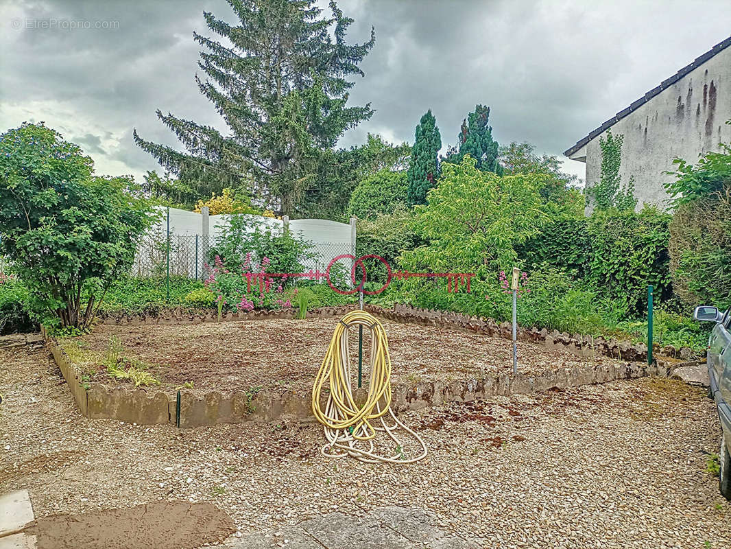 Maison à SAINT-MEMMIE