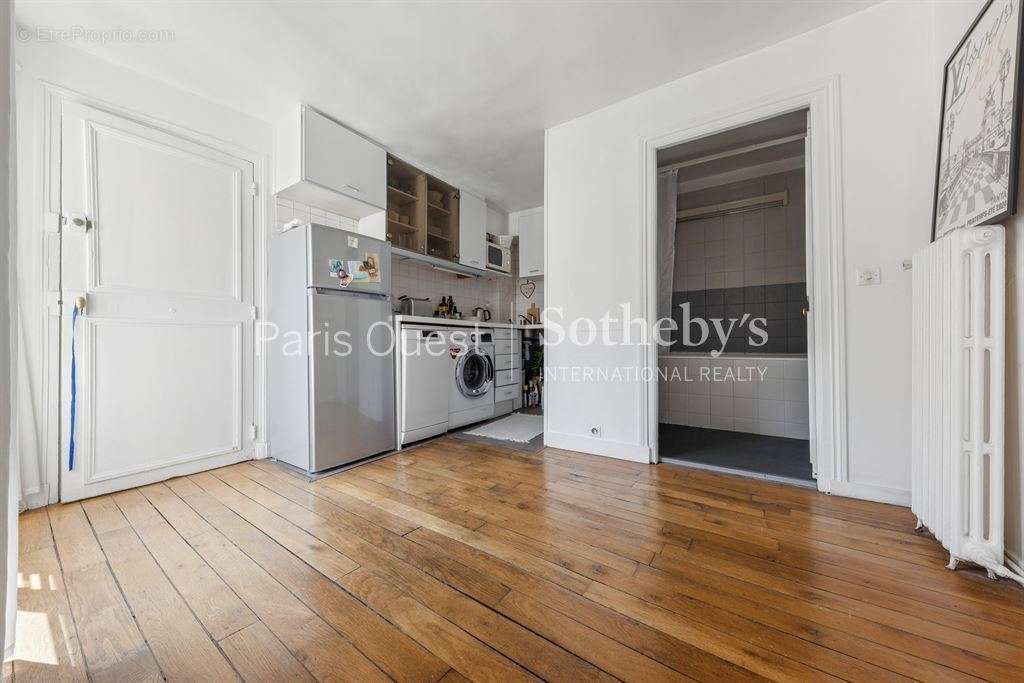 Appartement à PARIS-7E