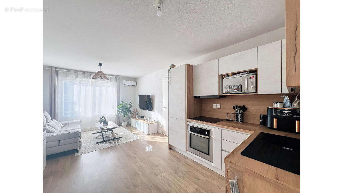 Appartement à SAINT-MAXIMIN-LA-SAINTE-BAUME