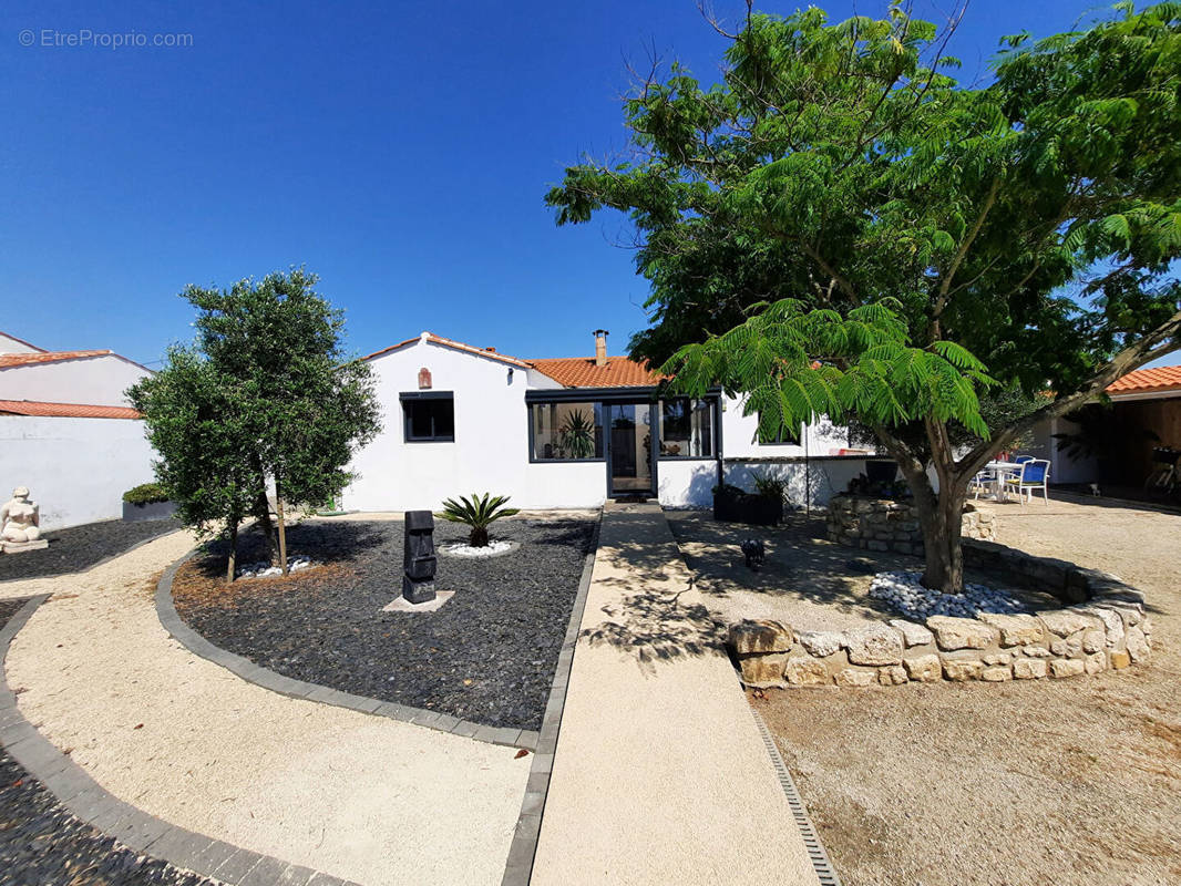 Maison à L&#039;AIGUILLON-SUR-MER