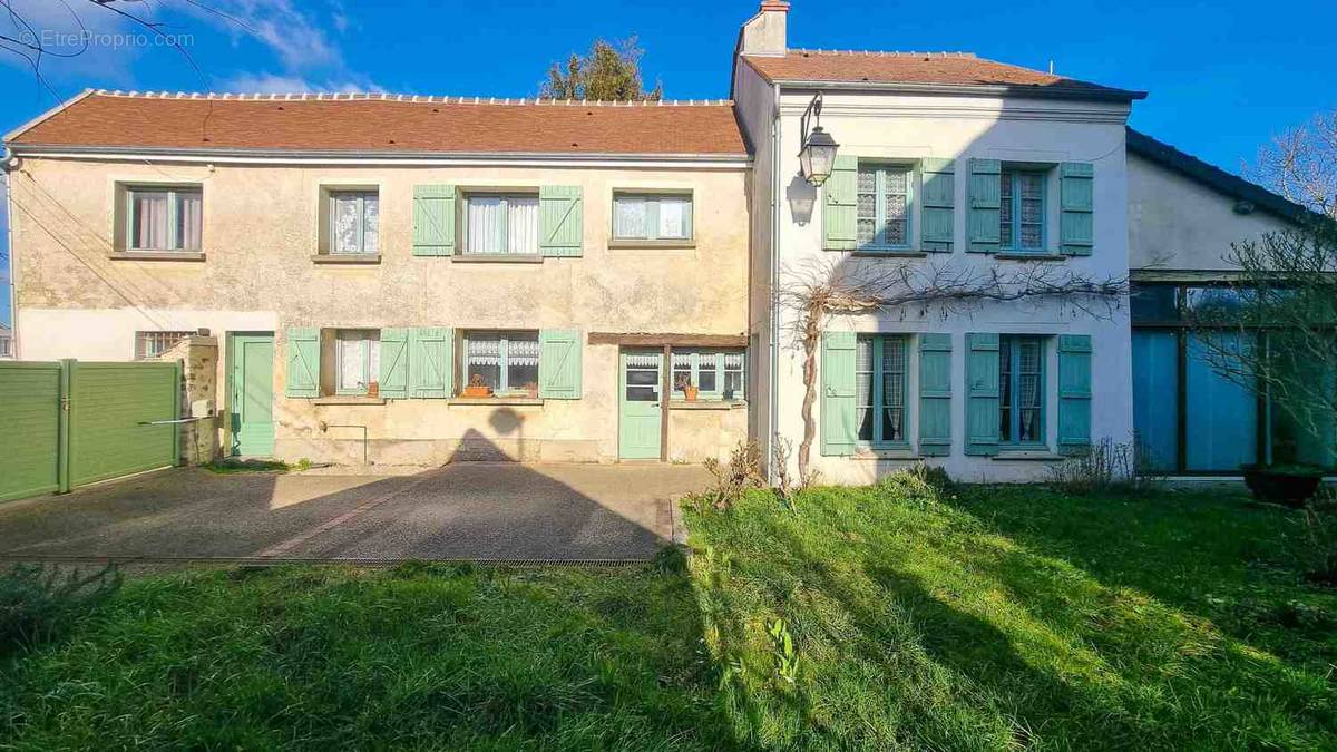 Maison à SAINT-GERMAIN-SUR-MORIN