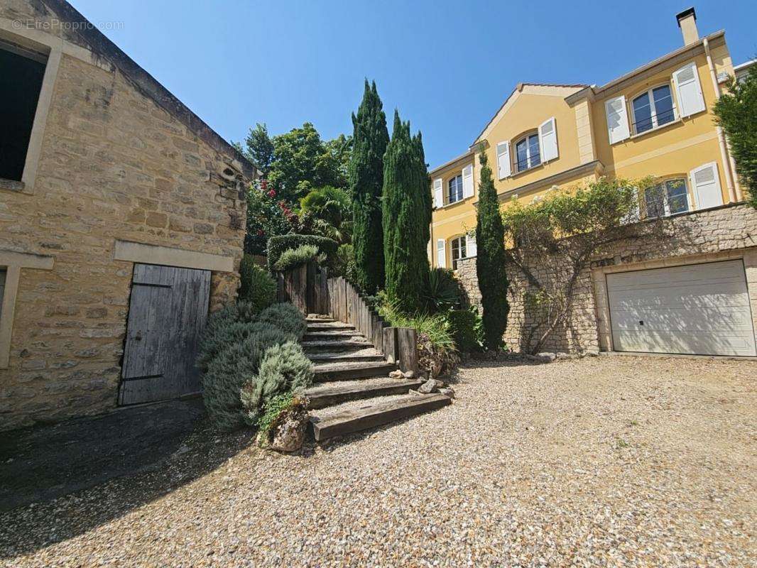 Maison à SAINT-GERMAIN-EN-LAYE