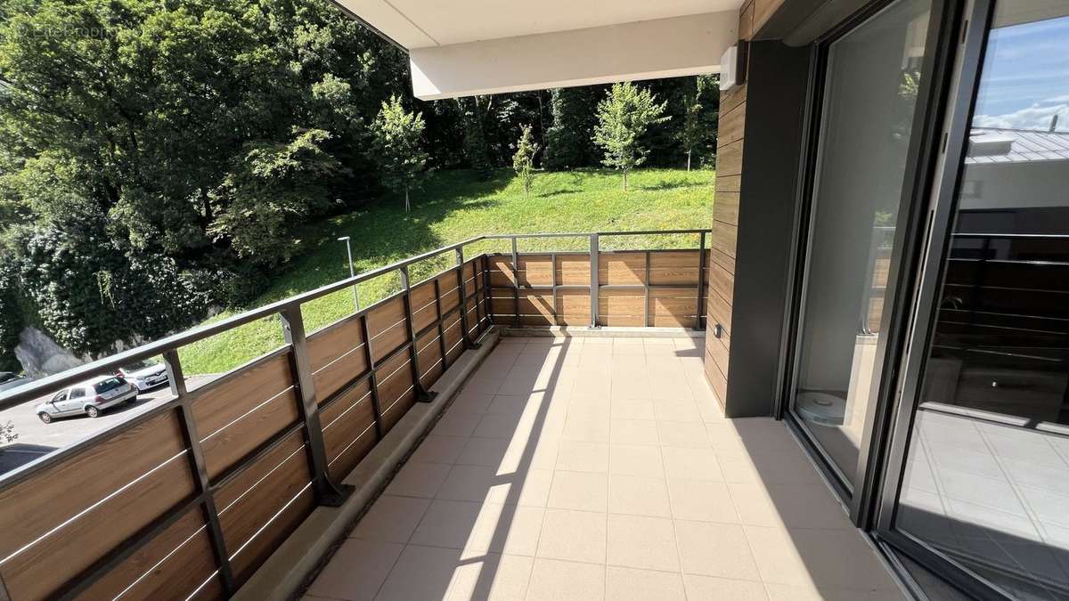 Appartement à SASSENAGE