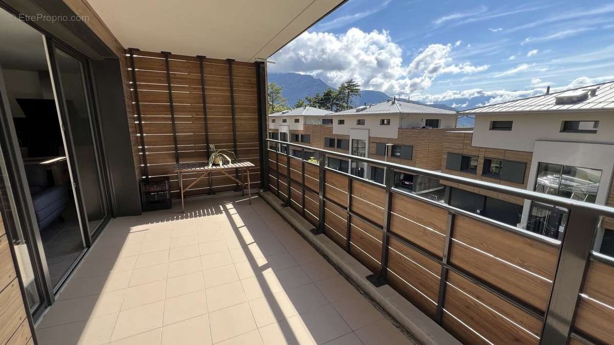 Appartement à SASSENAGE