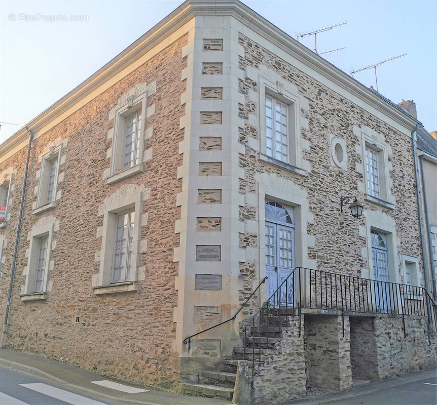 Maison à CHAMBELLAY