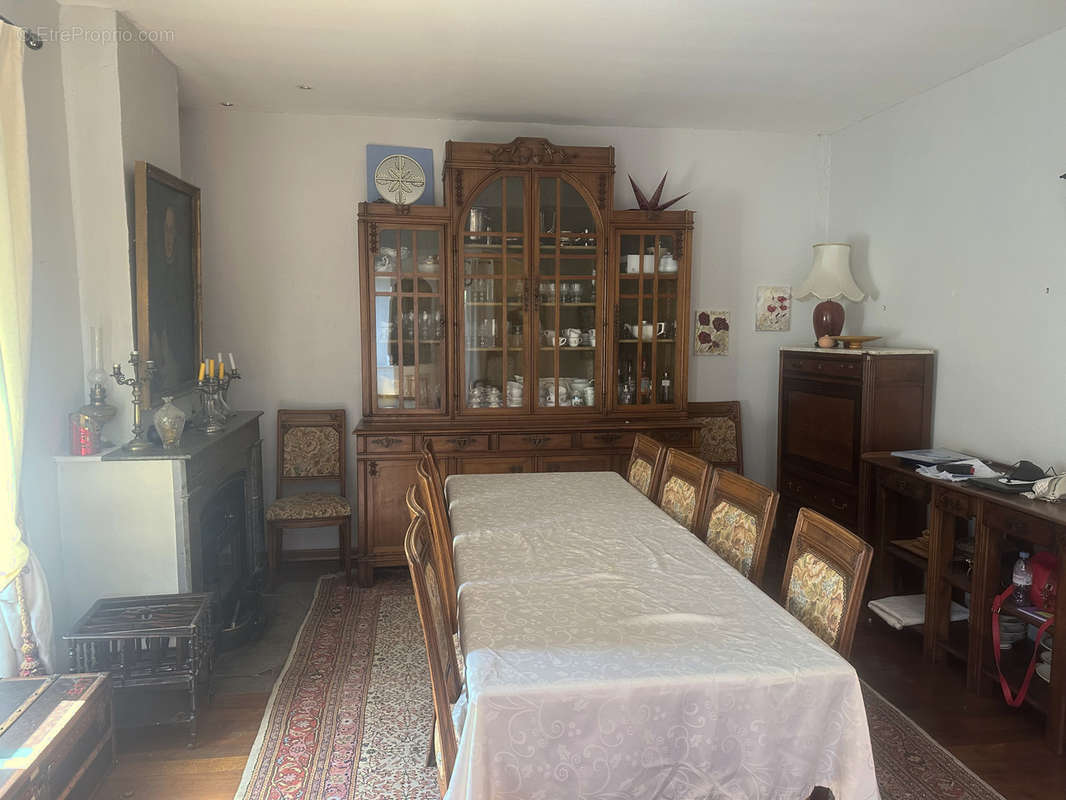 Appartement à LARAGNE-MONTEGLIN